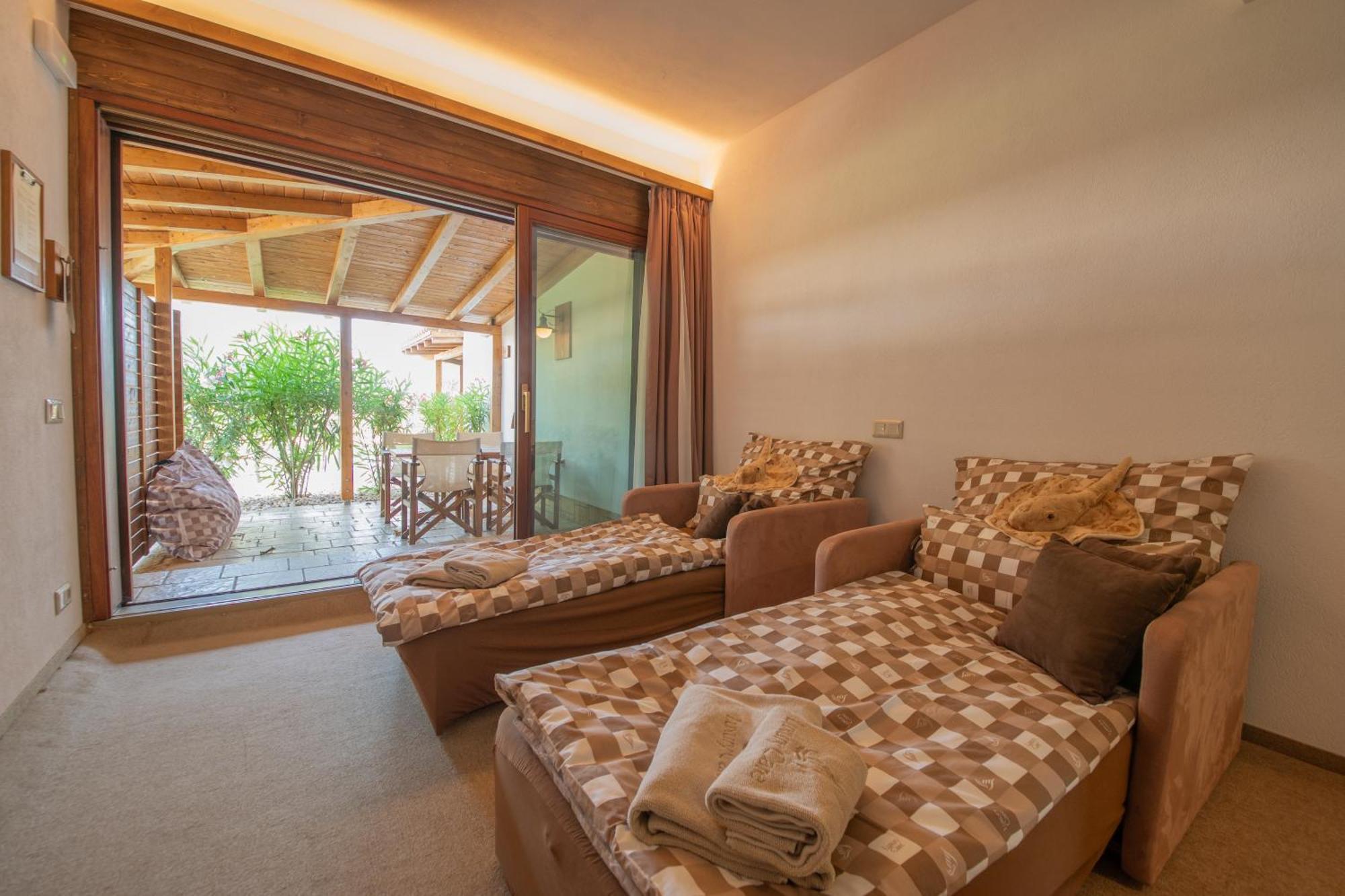 Seaside Resort Vasiliki Exterior photo